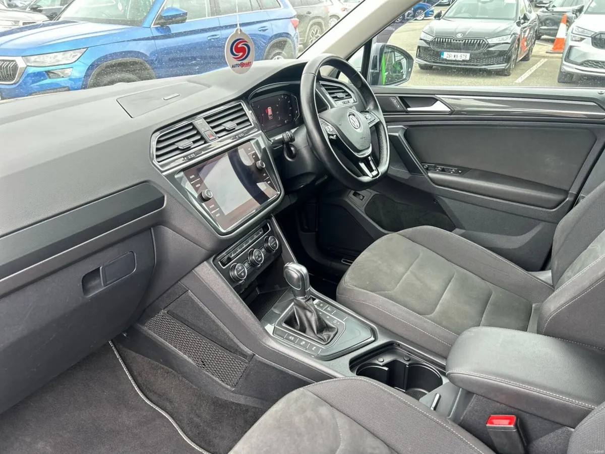 Volkswagen Tiguan 2.0 TDI 150HP Highline DSG-SALE - Image 3