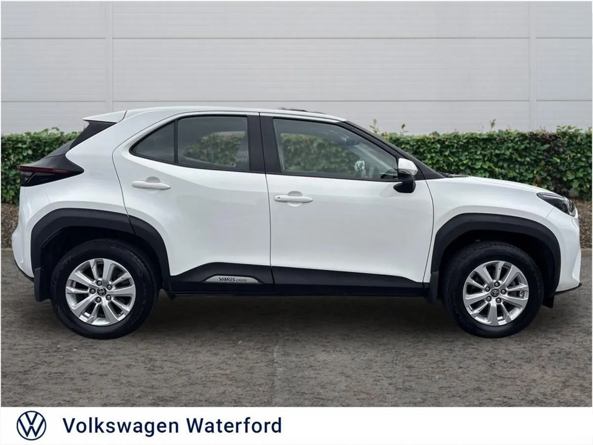 Toyota Yaris Cross 1.5 Hybrid CVT Luna - Image 4