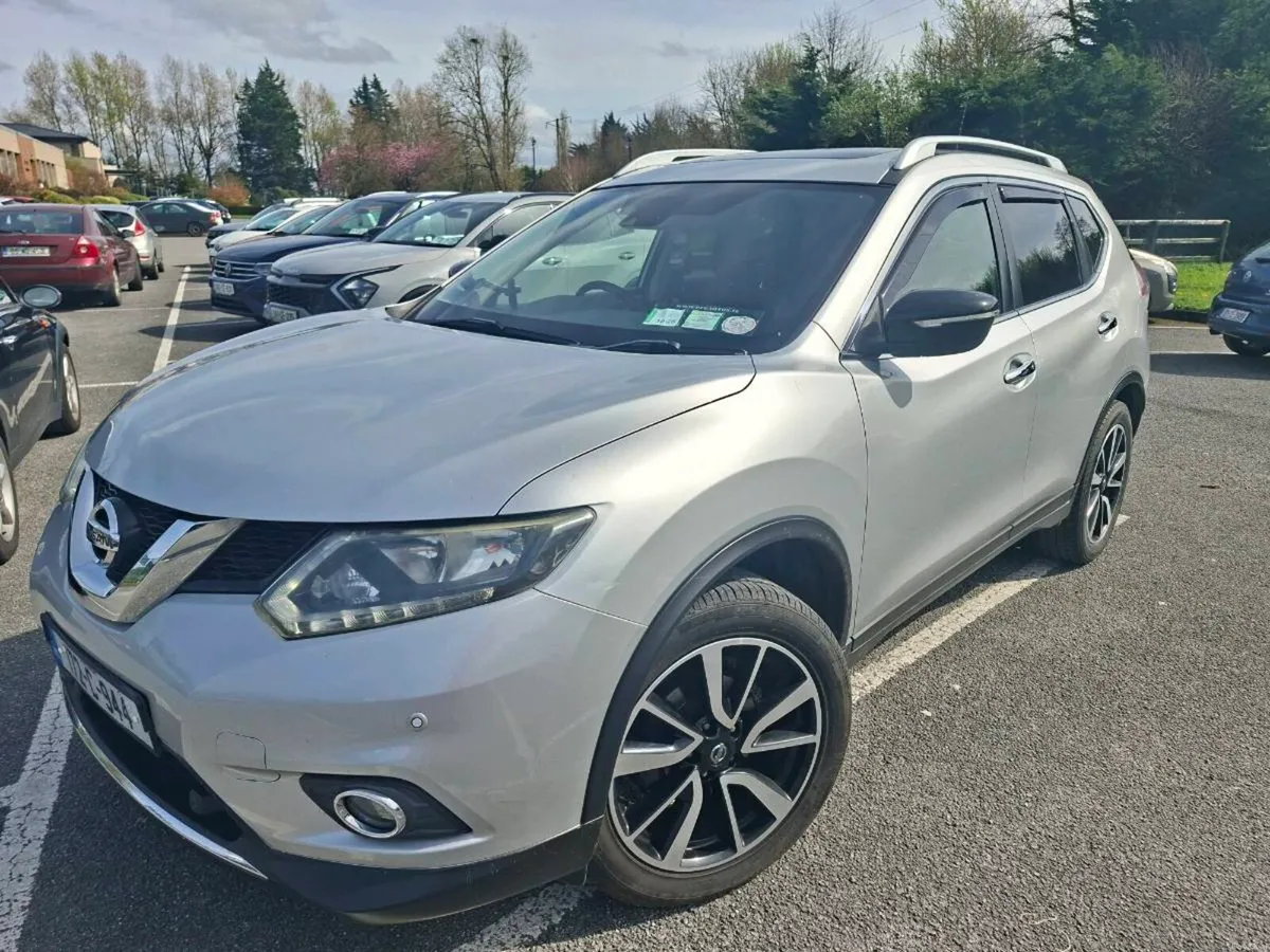 X TRAIL 10" screen nct 07/27 moonroof - Image 1