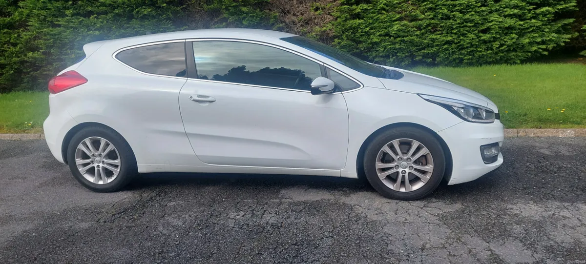 Kia Ceed 2015 - Image 3