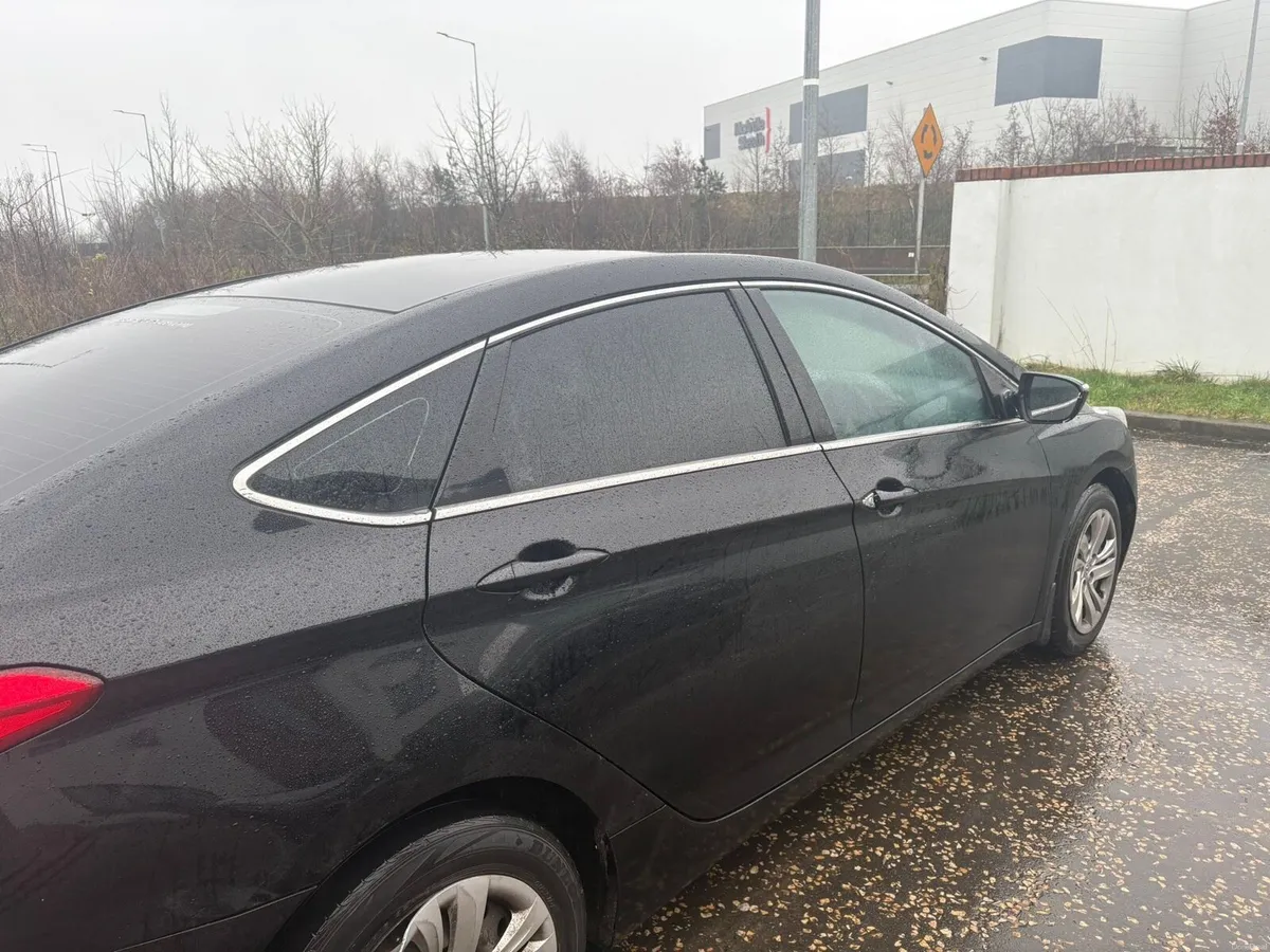 2016 Hyundai i40 - Image 2