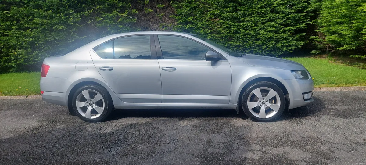Skoda Octavia 2016 - Image 2