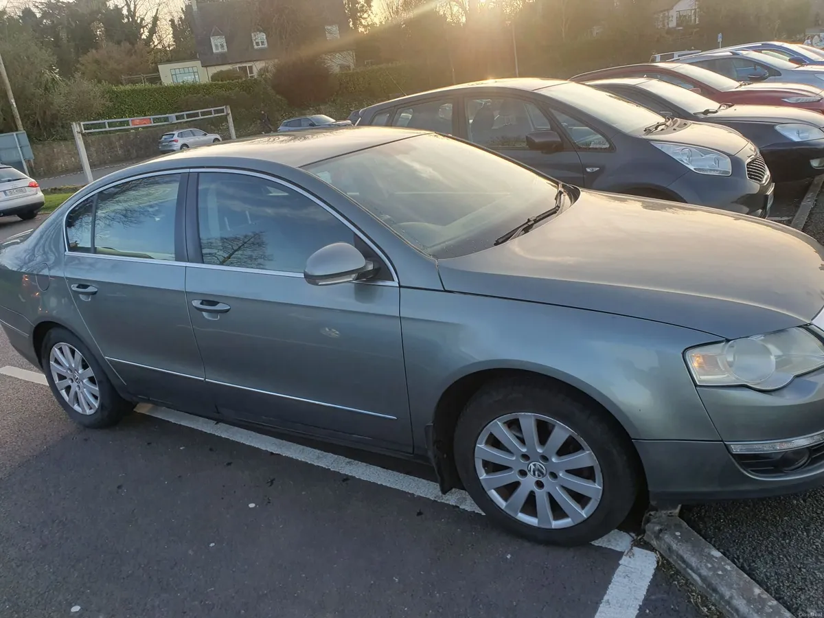 Volkswagen Passat 2006 - Image 1