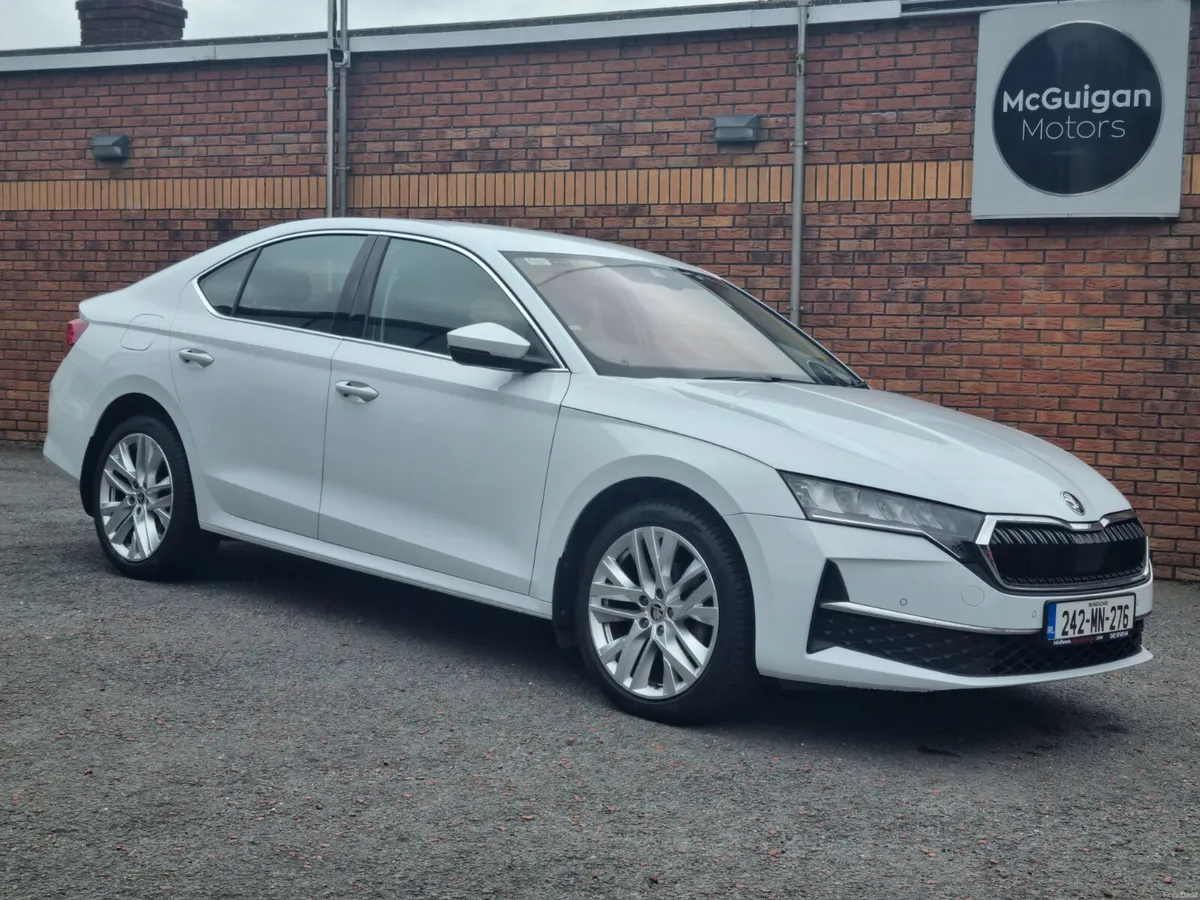 242 Skoda Octavia Selection + 2.0Tdi Auto - Image 4