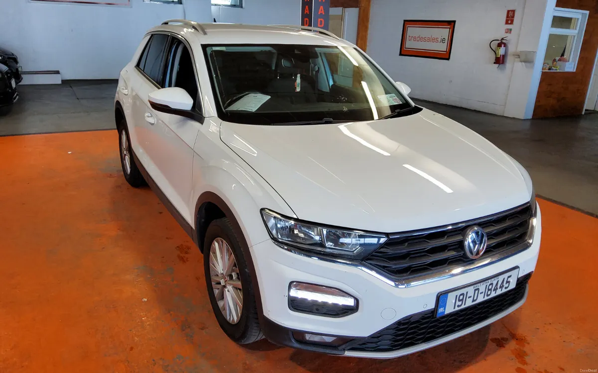 Volkswagen T-Roc 2019 - Image 1
