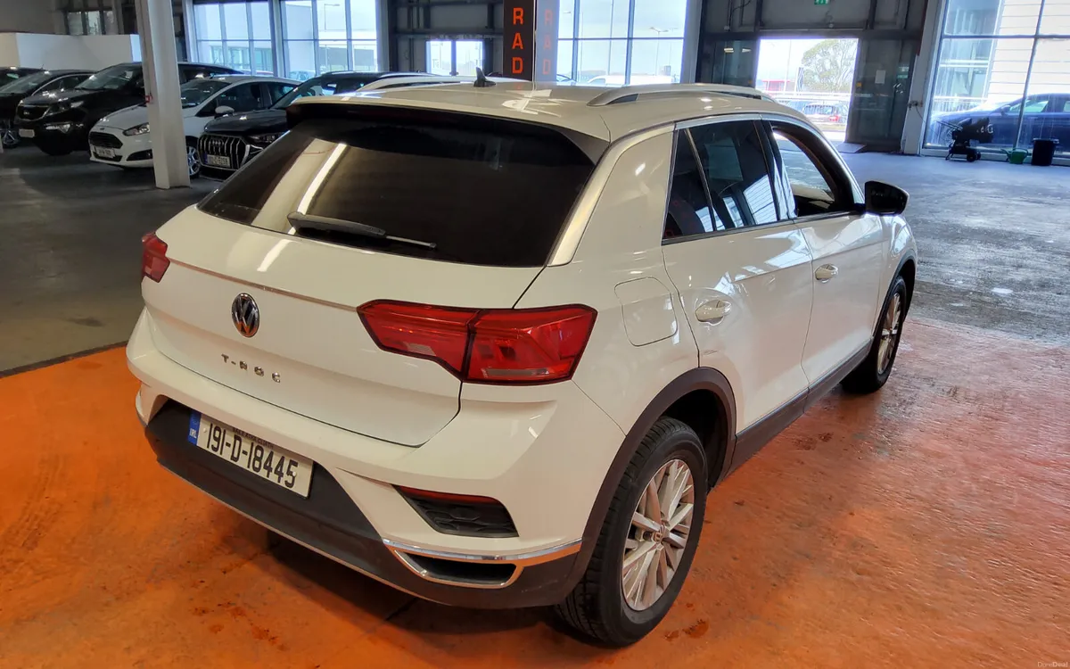 Volkswagen T-Roc 2019 - Image 4