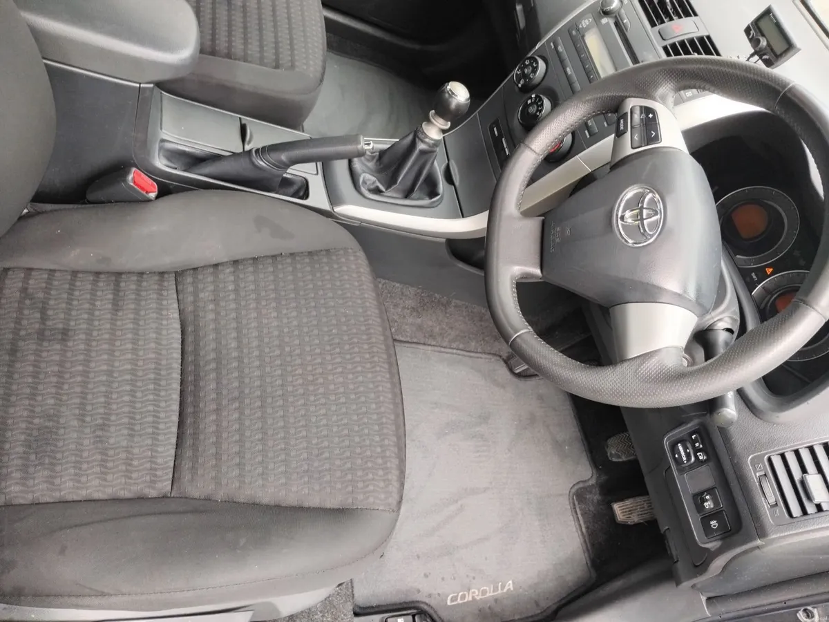 Toyota Corolla 2012 - Image 3