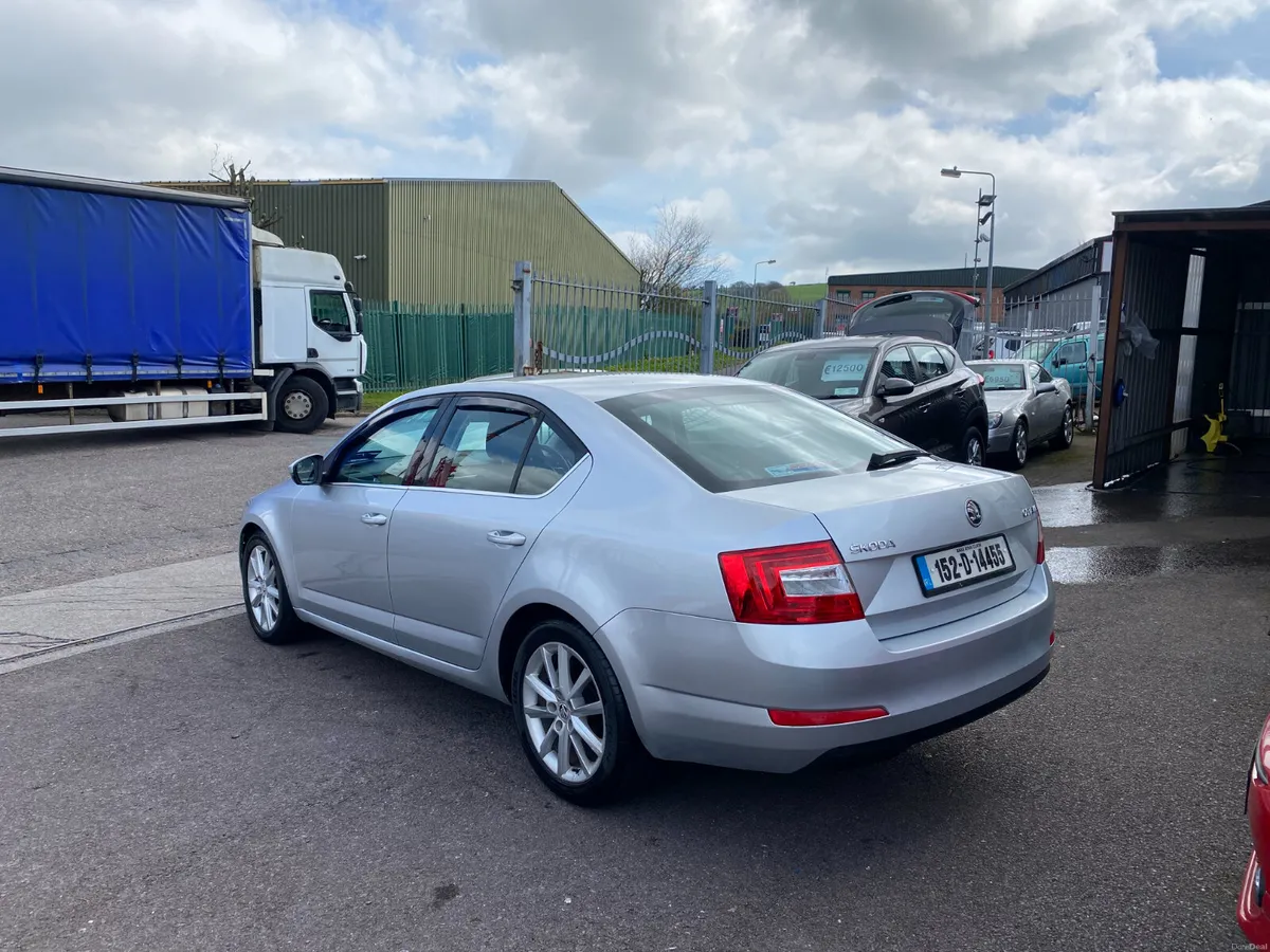 Skoda Octavia 2015 - Image 4