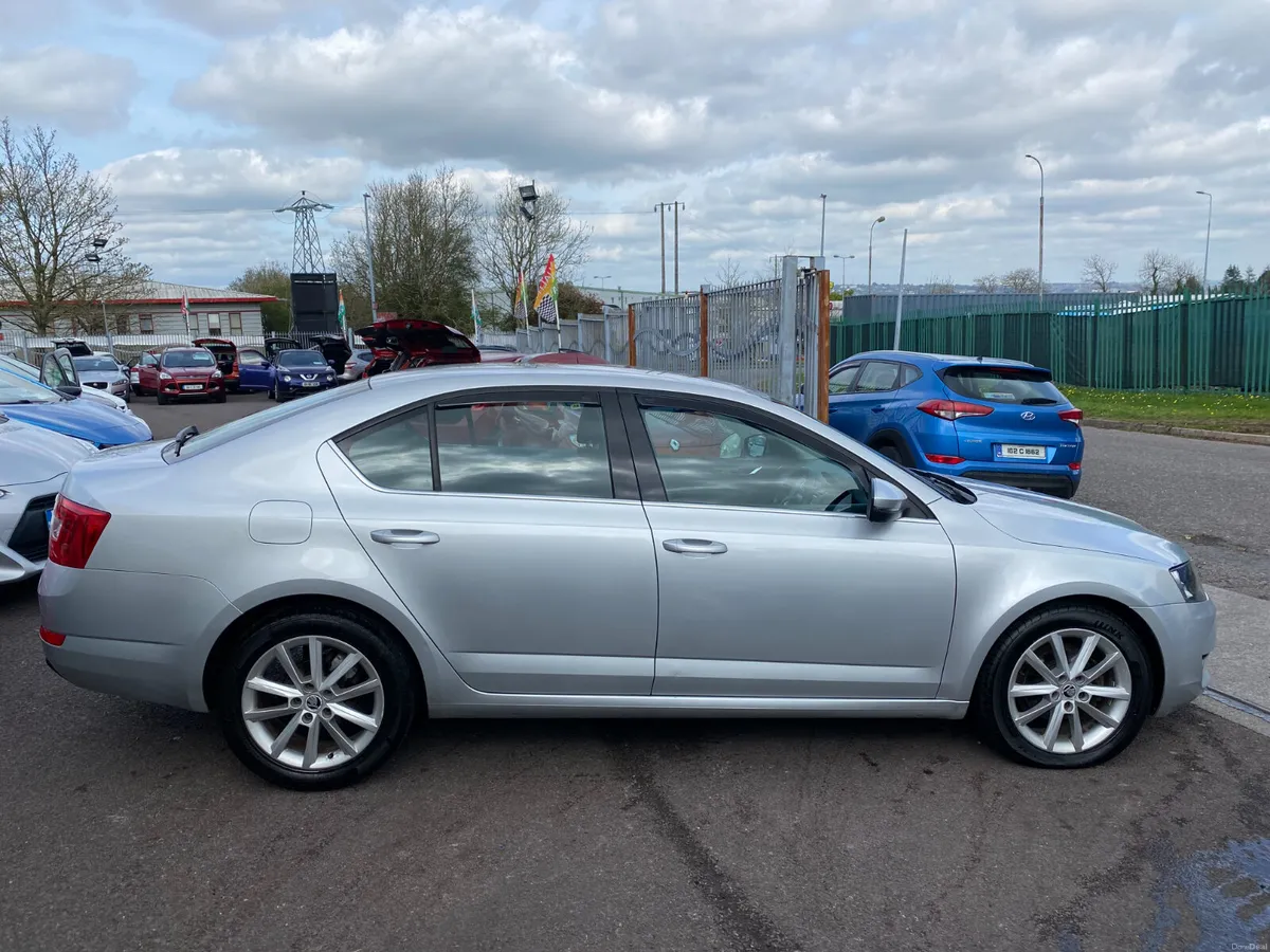 Skoda Octavia 2015 - Image 3