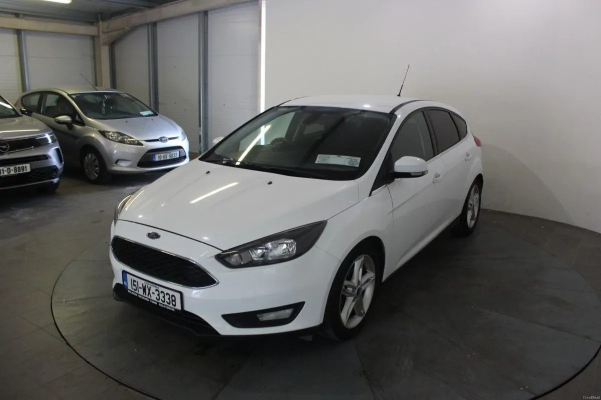 Ford Focus 1.0 Ecoboost Turbo 125PS ZETEC - TENDER - Image 3