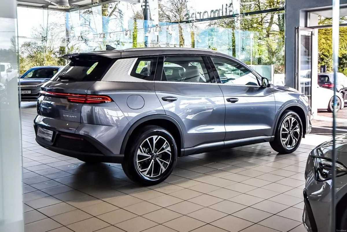 BYD SEALION 5 Sealion Plug in Hybrid NEW - Image 2