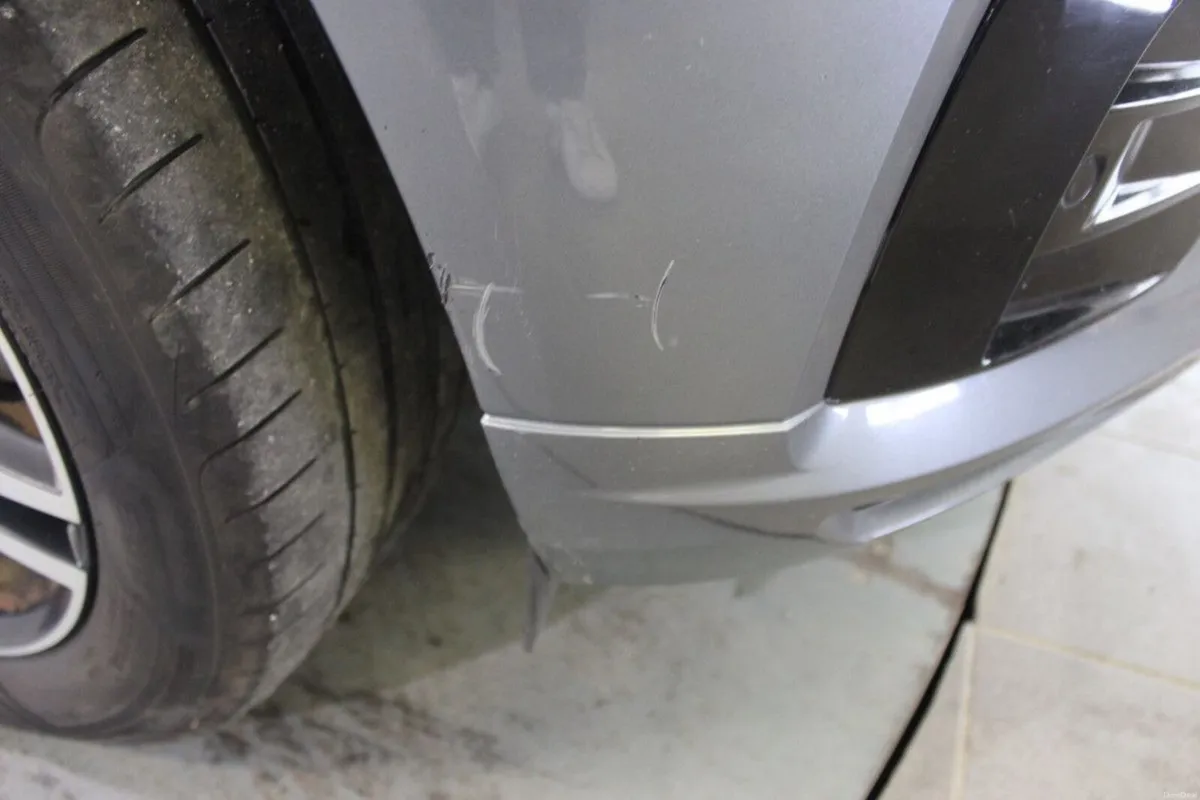 Volvo XC60 D4 190HP AWD R-DESIGN AUTO - TENDER 39 - Image 3