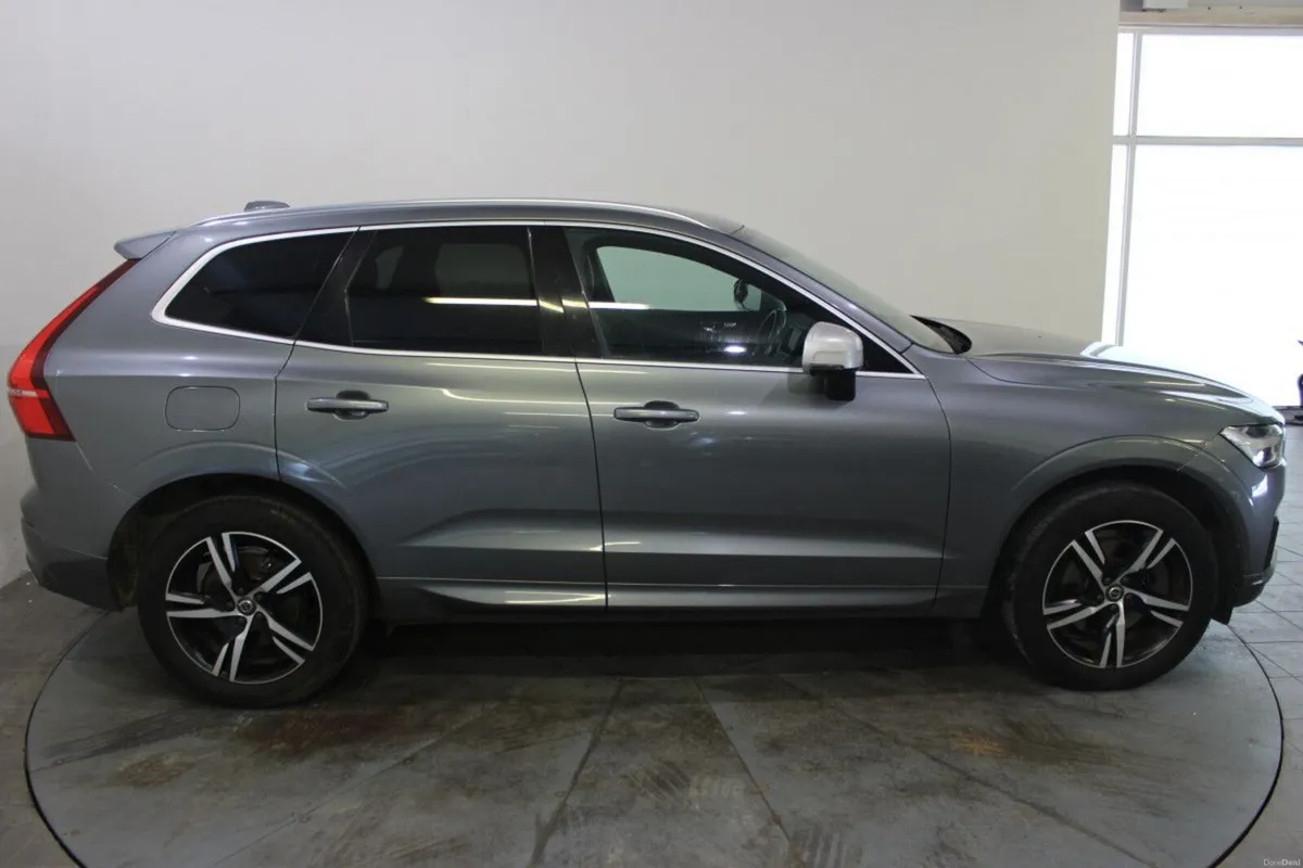 Volvo XC60 D4 190HP AWD R-DESIGN AUTO - TENDER 39 - Image 4