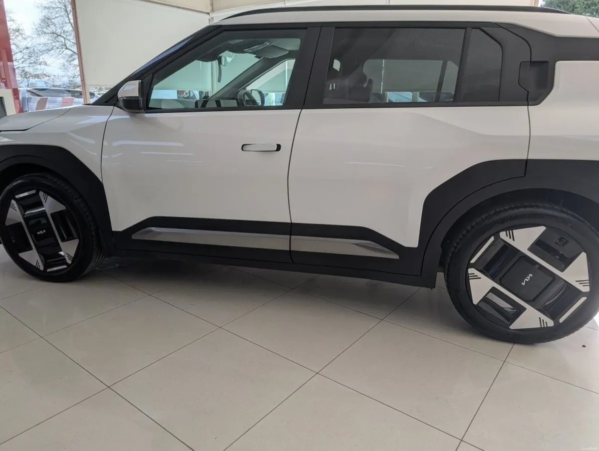 Kia EV3 EV3 Earth 3 - Long Range - Image 2