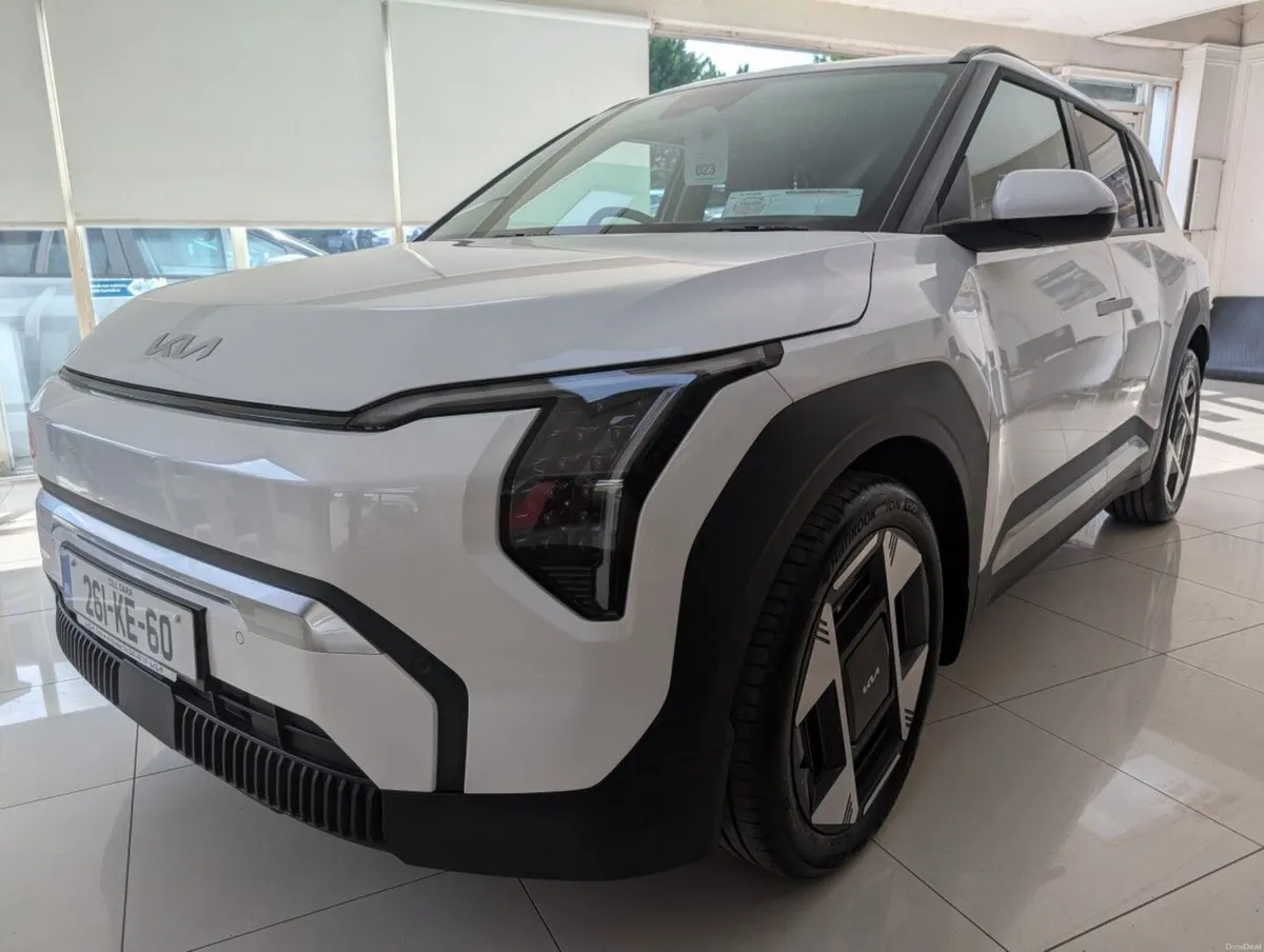 Kia EV3 EV3 Earth 3 - Long Range - Image 1