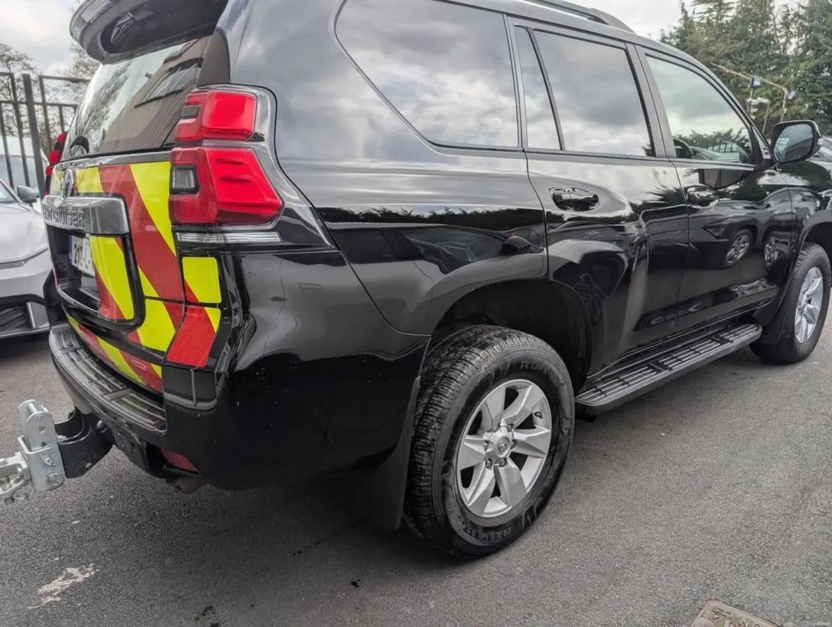 Toyota Land Cruiser LANDCRUISER LWB - Image 3