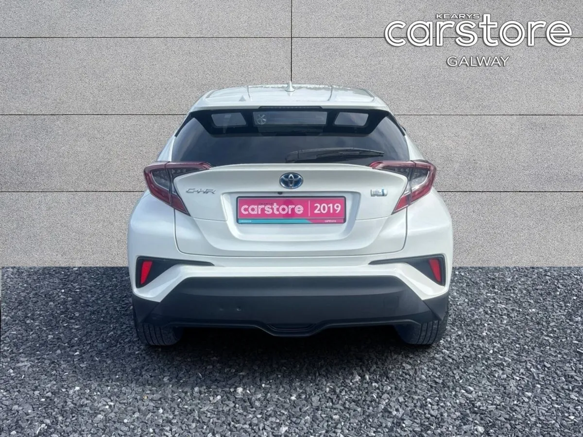Toyota C-HR 1.8 Hybrid - Image 4