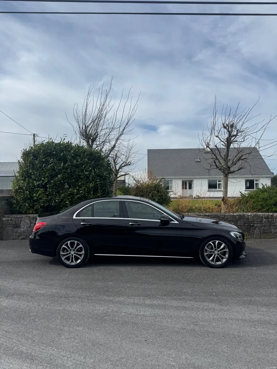 Mercedes-Benz C-Class 2016 - Image 2
