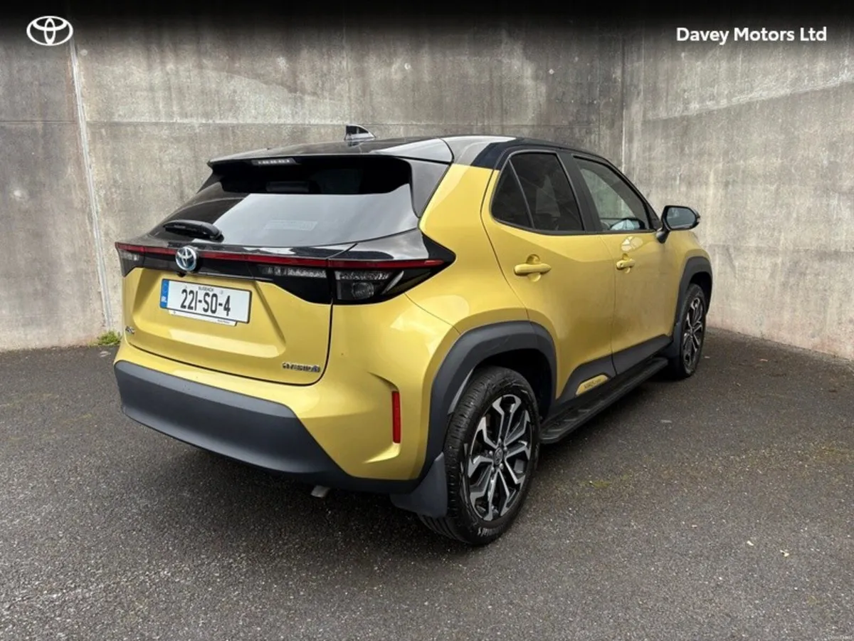 Toyota Yaris Cross YARIS CROSS LUNA SPORT - Image 2