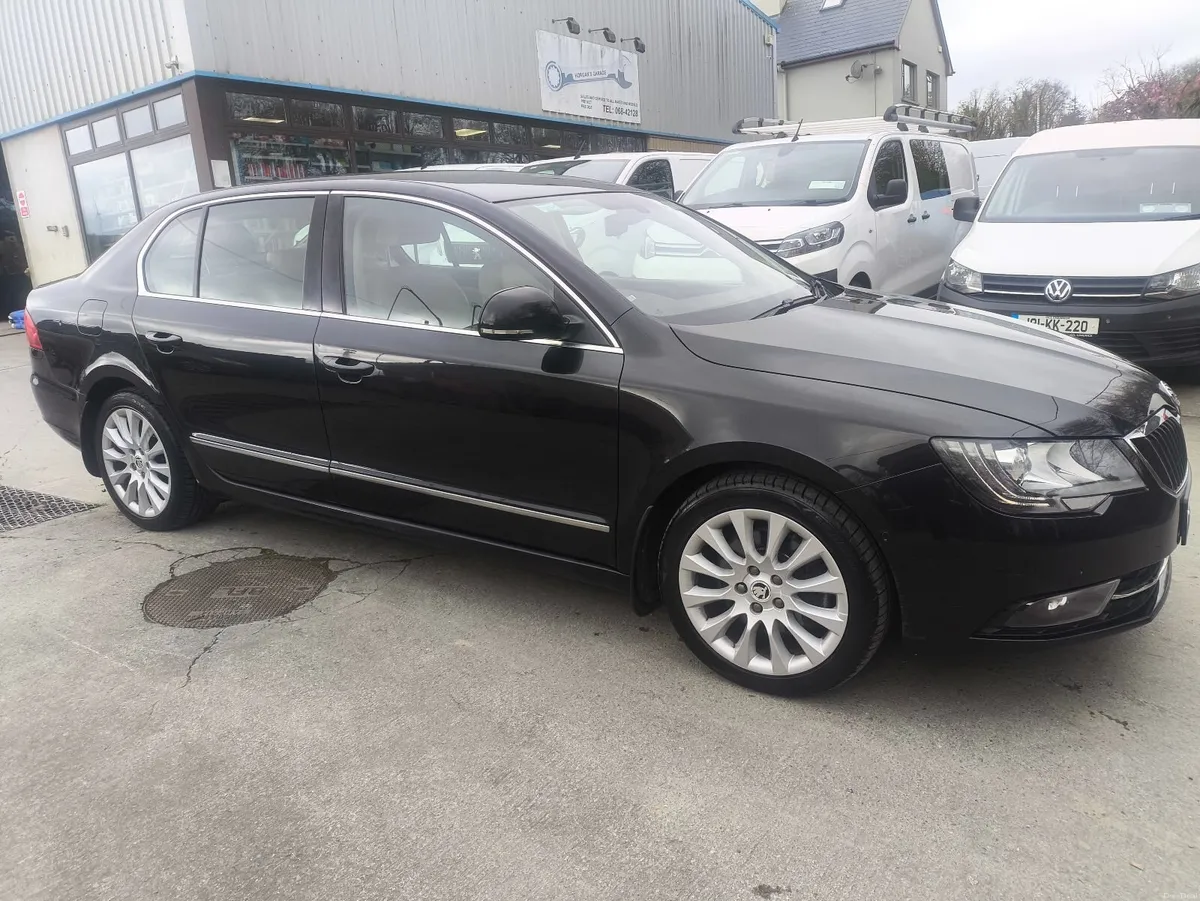 Skoda Superb 2015 2.0 Litre - Image 1