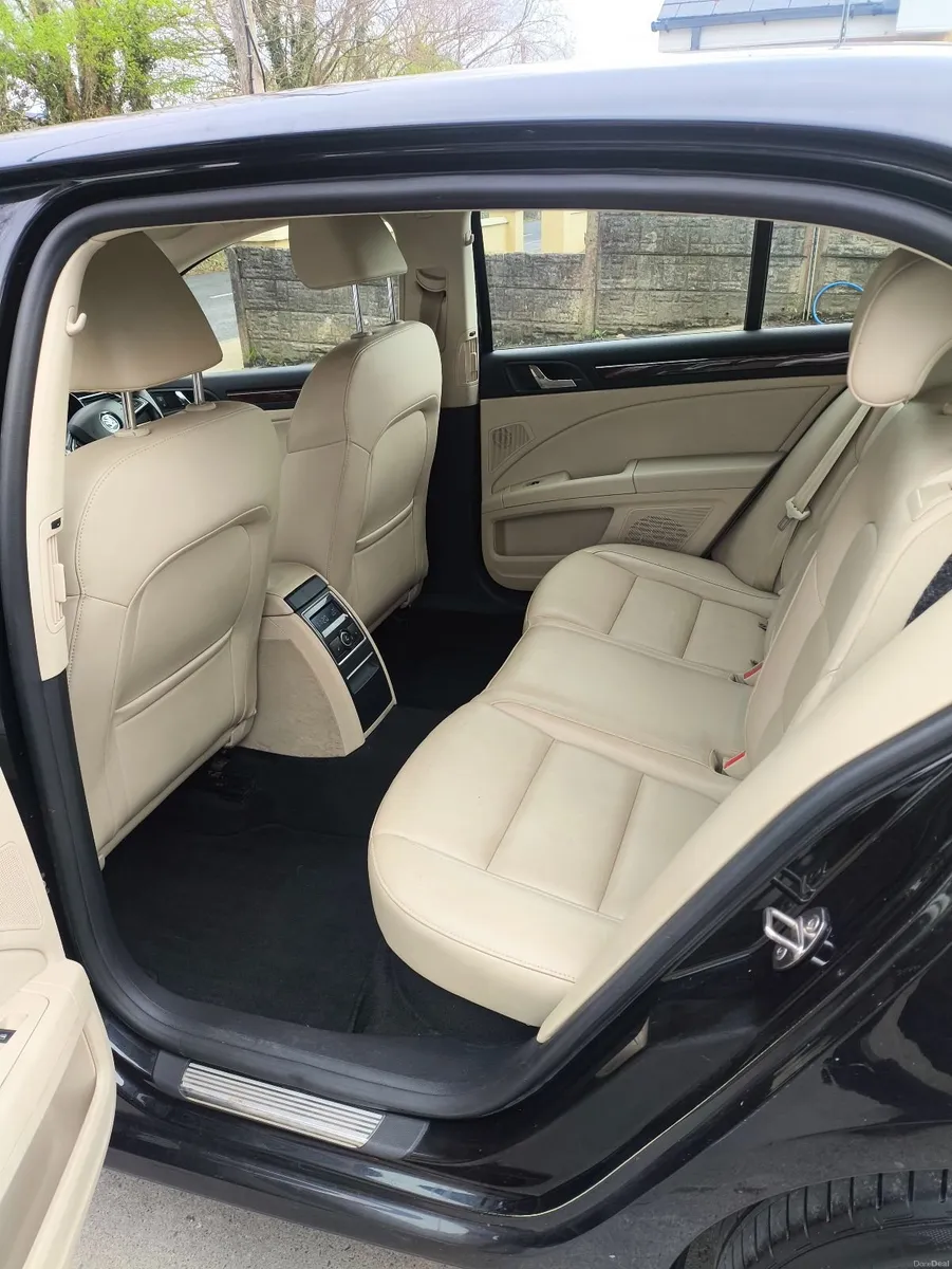 Skoda Superb 2015 2.0 Litre - Image 6