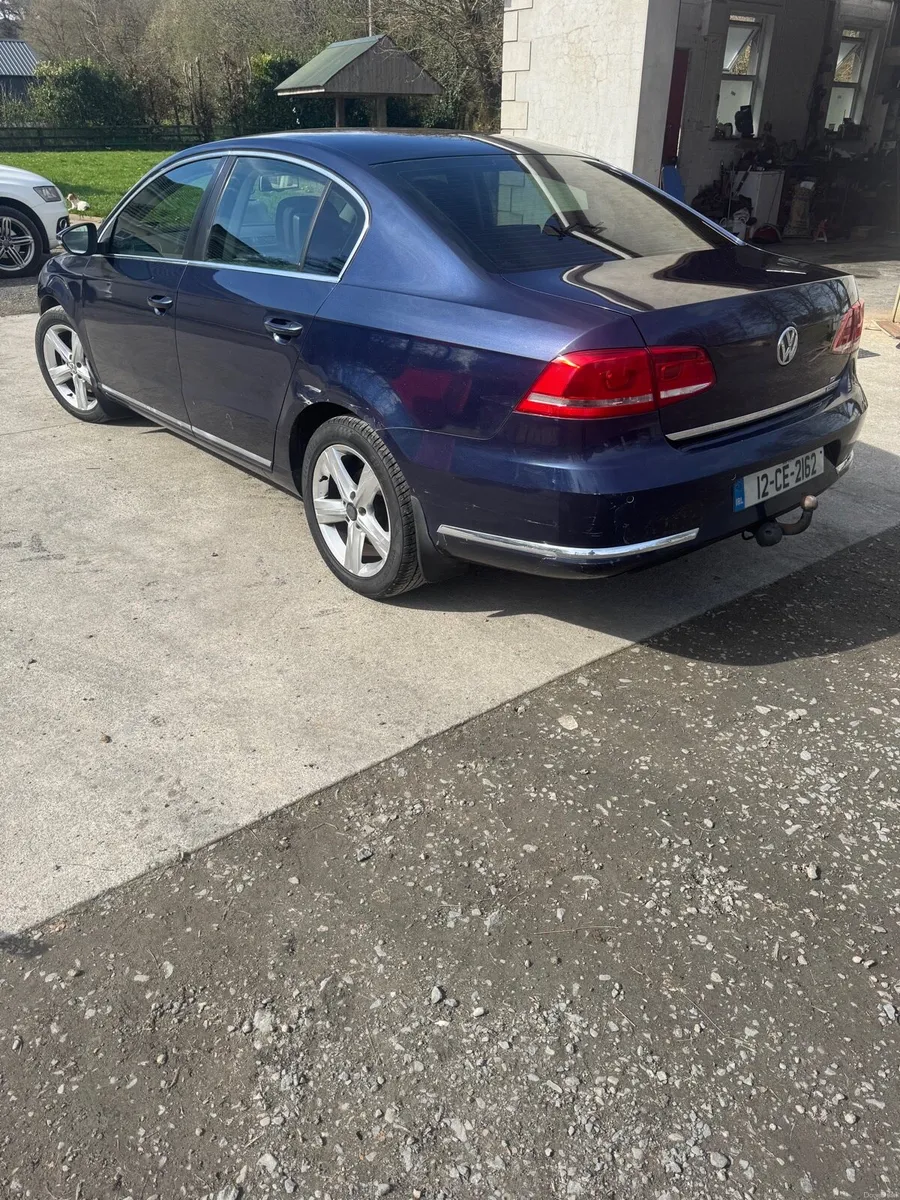 Volkswagen Passat - Image 4