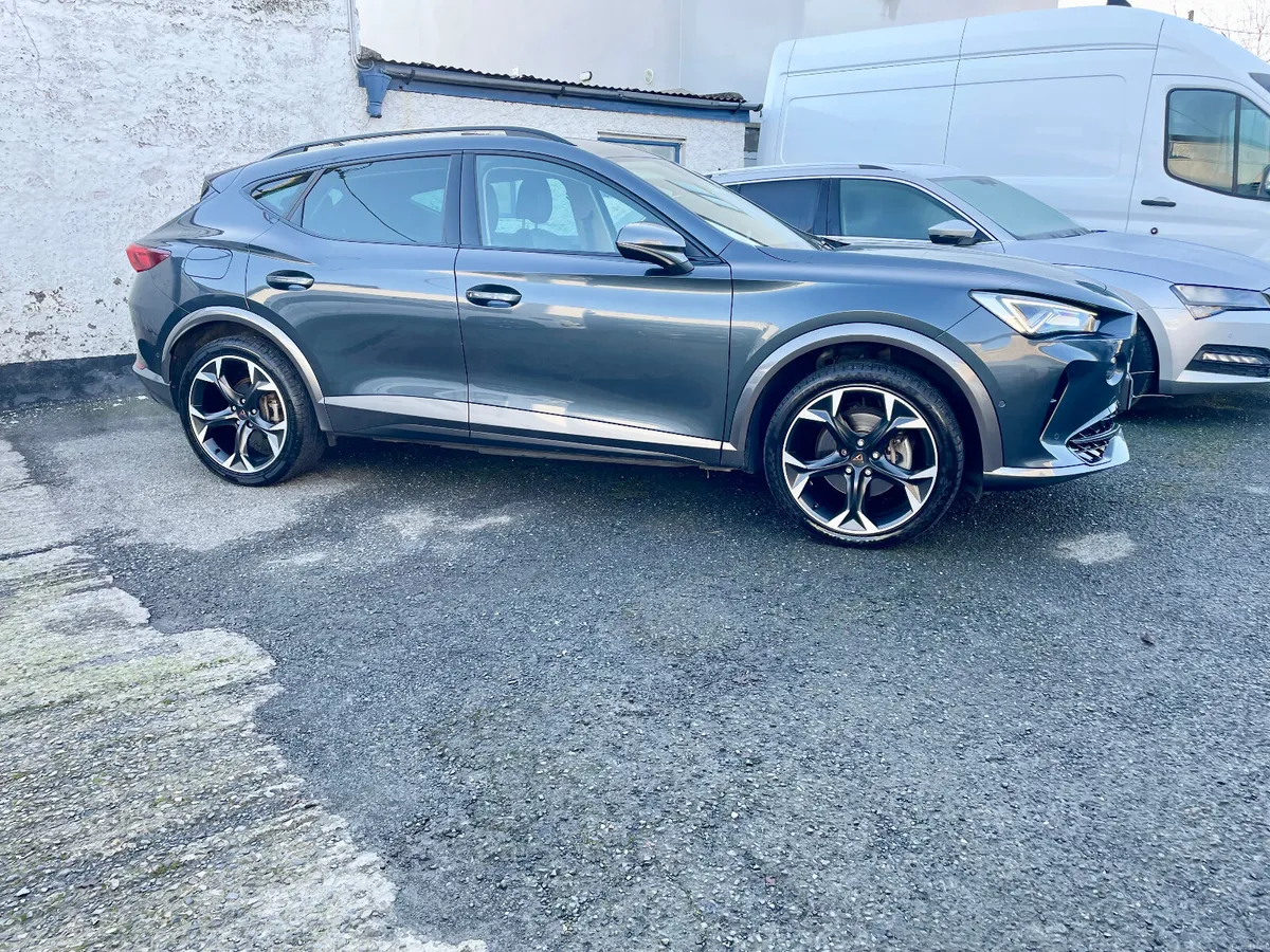 Cupra Formentor 1.4 E-Hybrid 204BHP PHEV Auto,2023 - Image 2