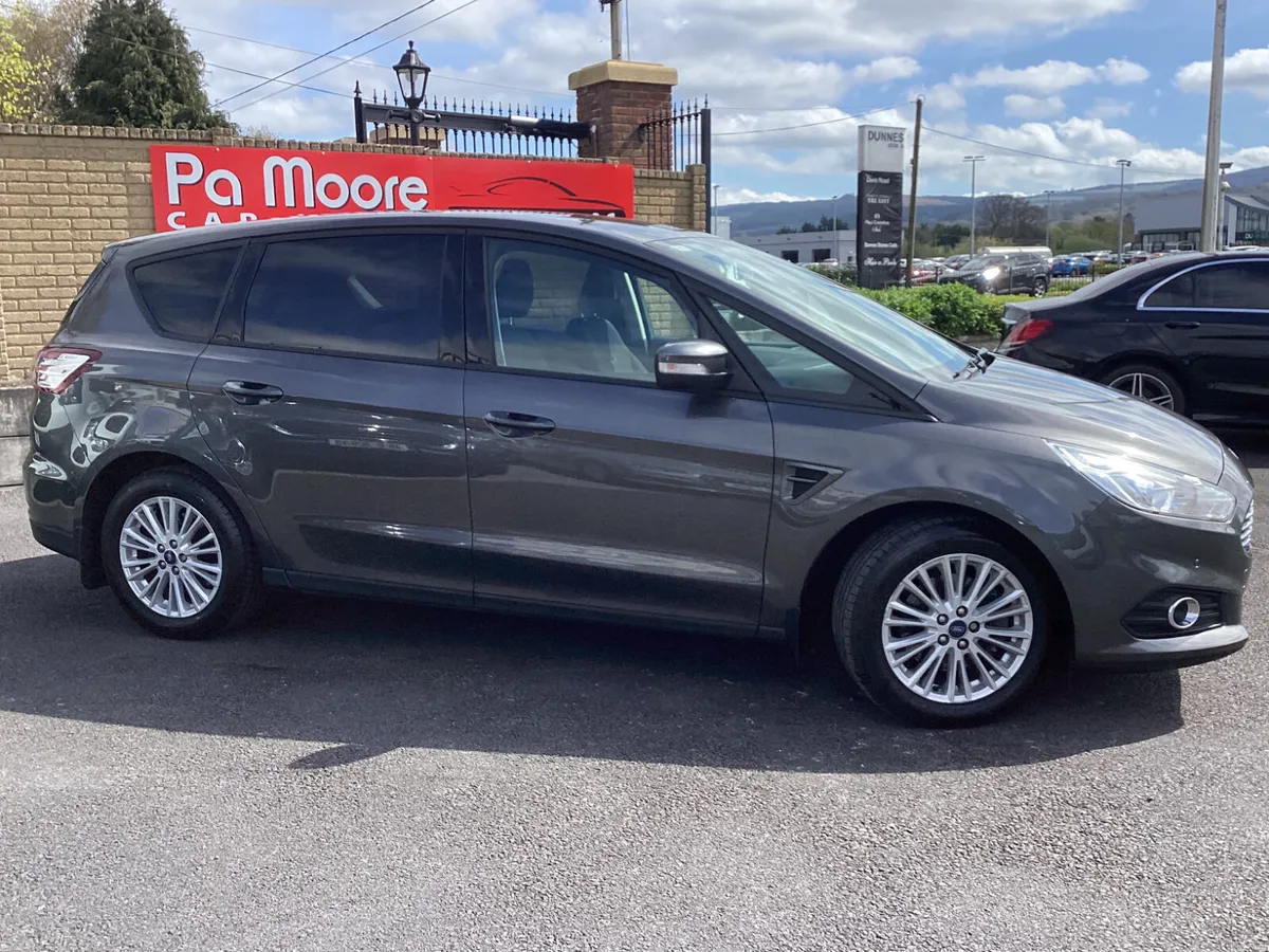Ford S-Max ** FROM €68 p/w * F.S.H - Image 3