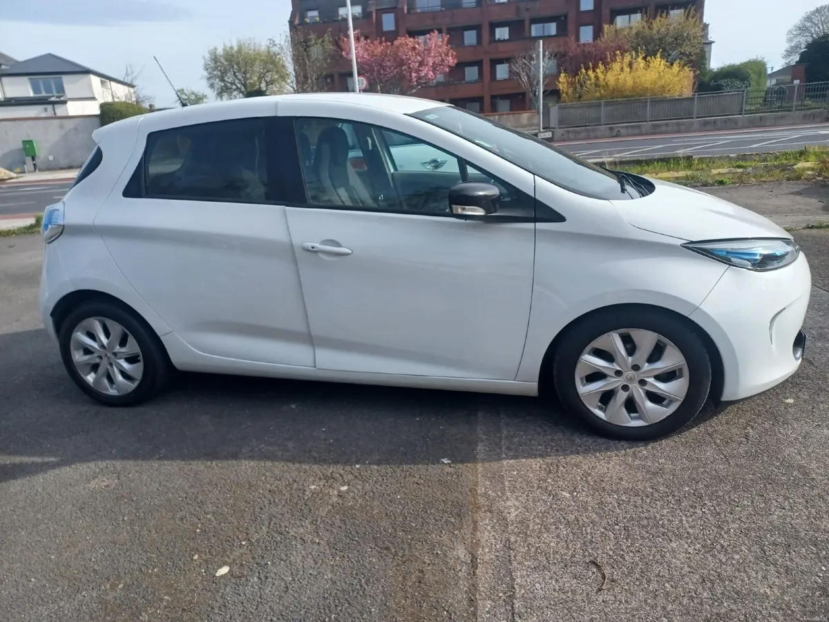 Renault Zoe 2016 - Image 2