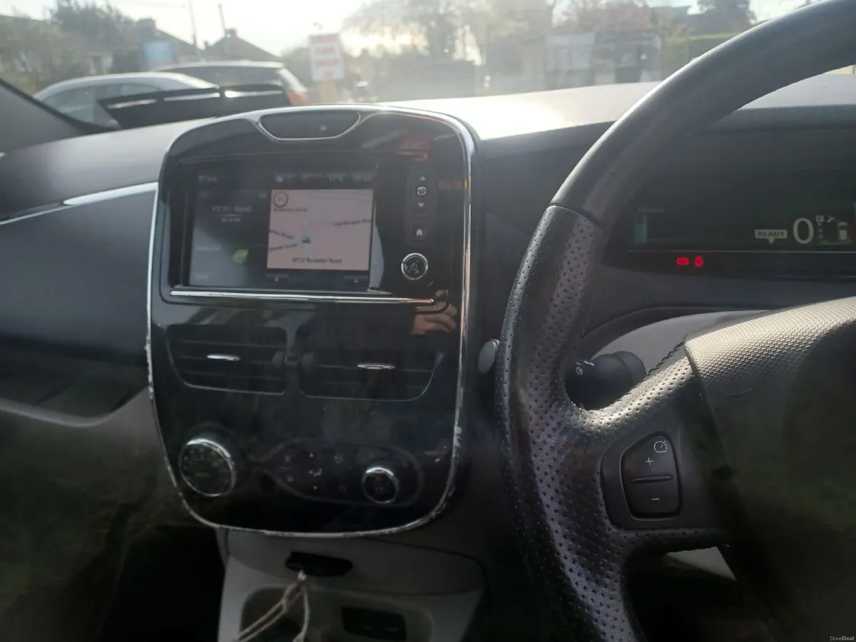 Renault Zoe 2016 - Image 6