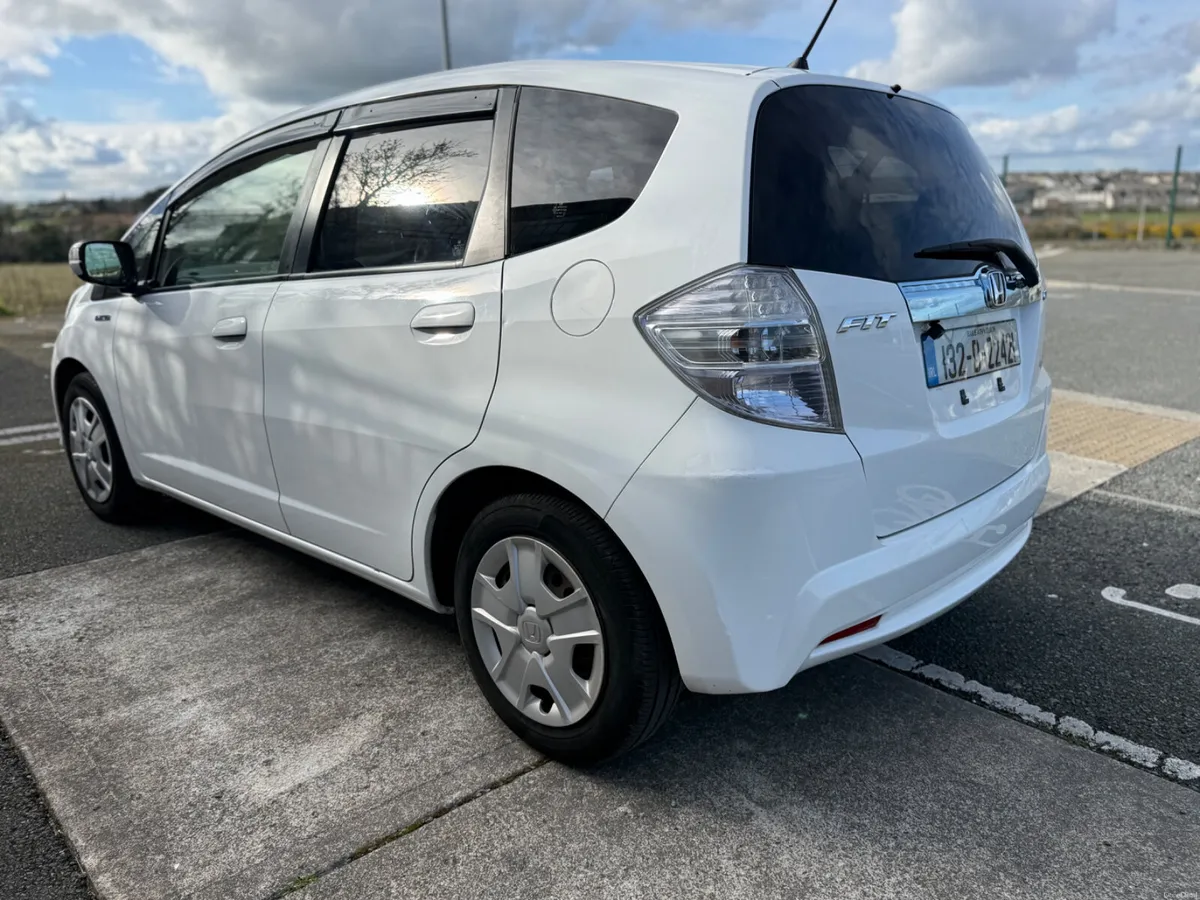 Honda Fit 2013 - Image 3