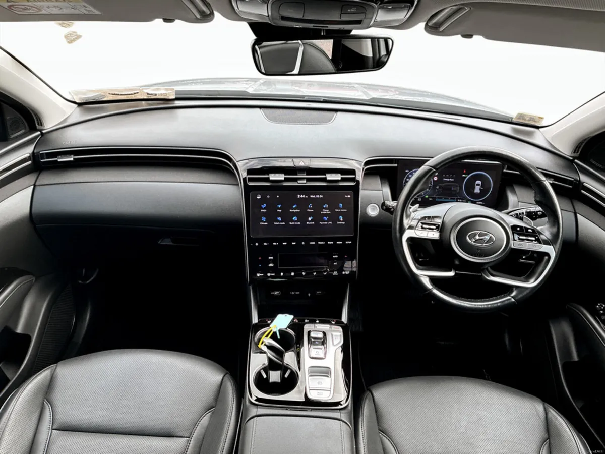 Hyundai Tucson Executive Plus Plug-In Hybrid - Image 6