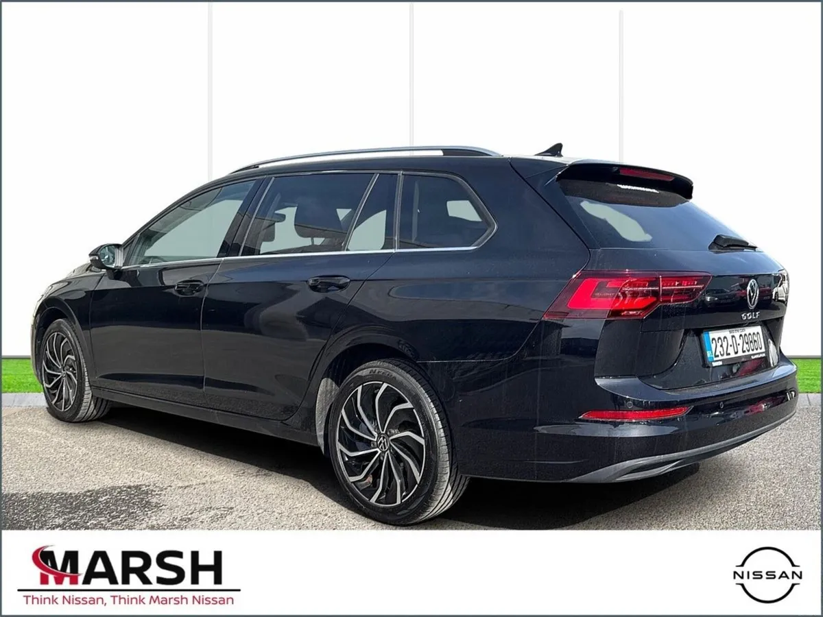 Volkswagen Golf 2.0 TDI 115HP Style DSG - Image 3