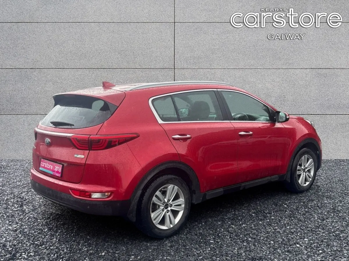 Kia Sportage 1.7 PLATINUM **Low KMS** - Image 3