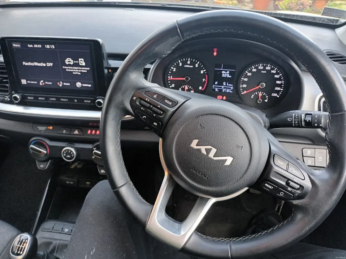 Kia Stonic 2023   (PE 1.OK2) - Image 3