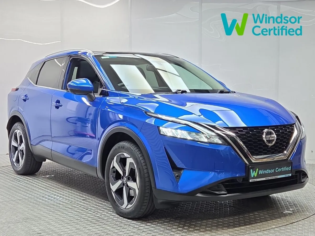 Nissan Qashqai 1.3 PET MILD HYBRID SV PREMIUM CVT - Image 1