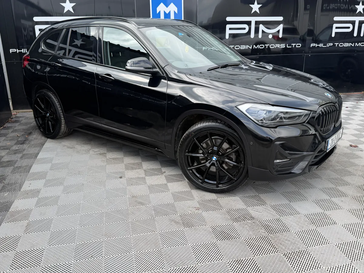 BMW X1 25e X Drive X Line Auto 220HP - Image 3
