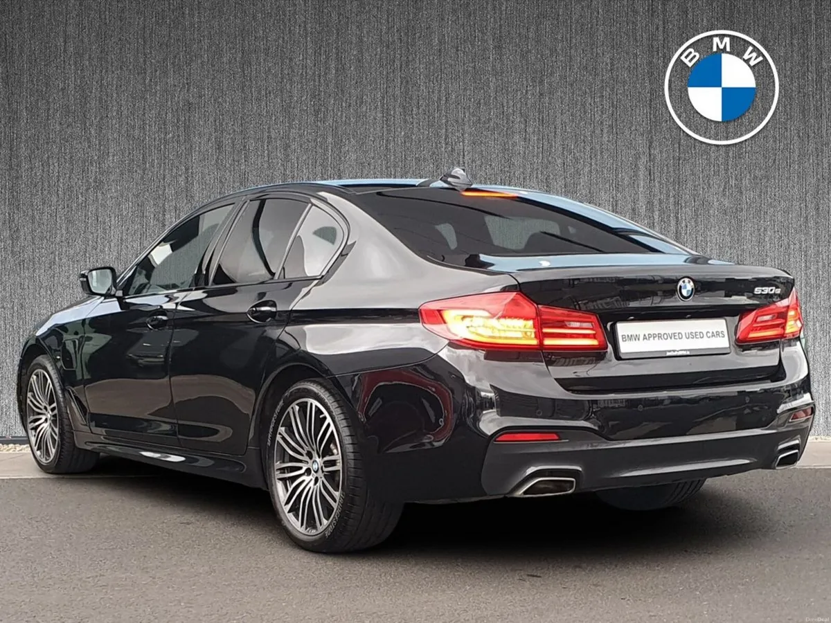 BMW 5-Series 530e M Sport iPerformance Saloon - Image 2