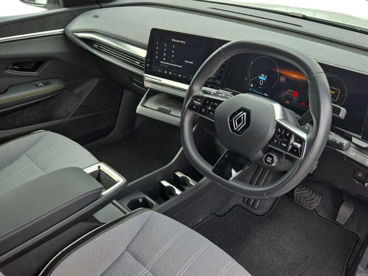 Renault Megane E-Tech EV40 130hp Techno - Image 4