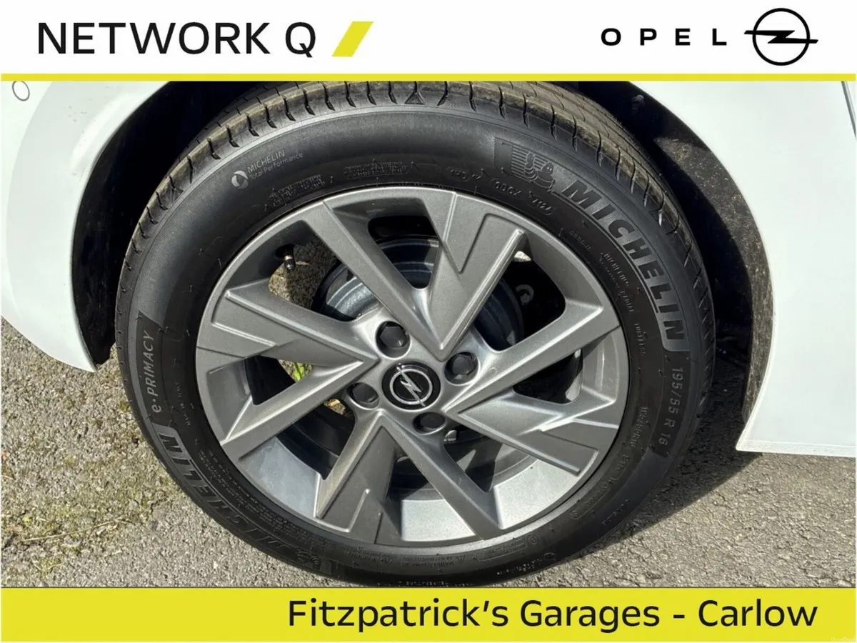 Opel Corsa 1.2 Petrol S/S Elegance €3000 SCRAPPAGE - Image 4