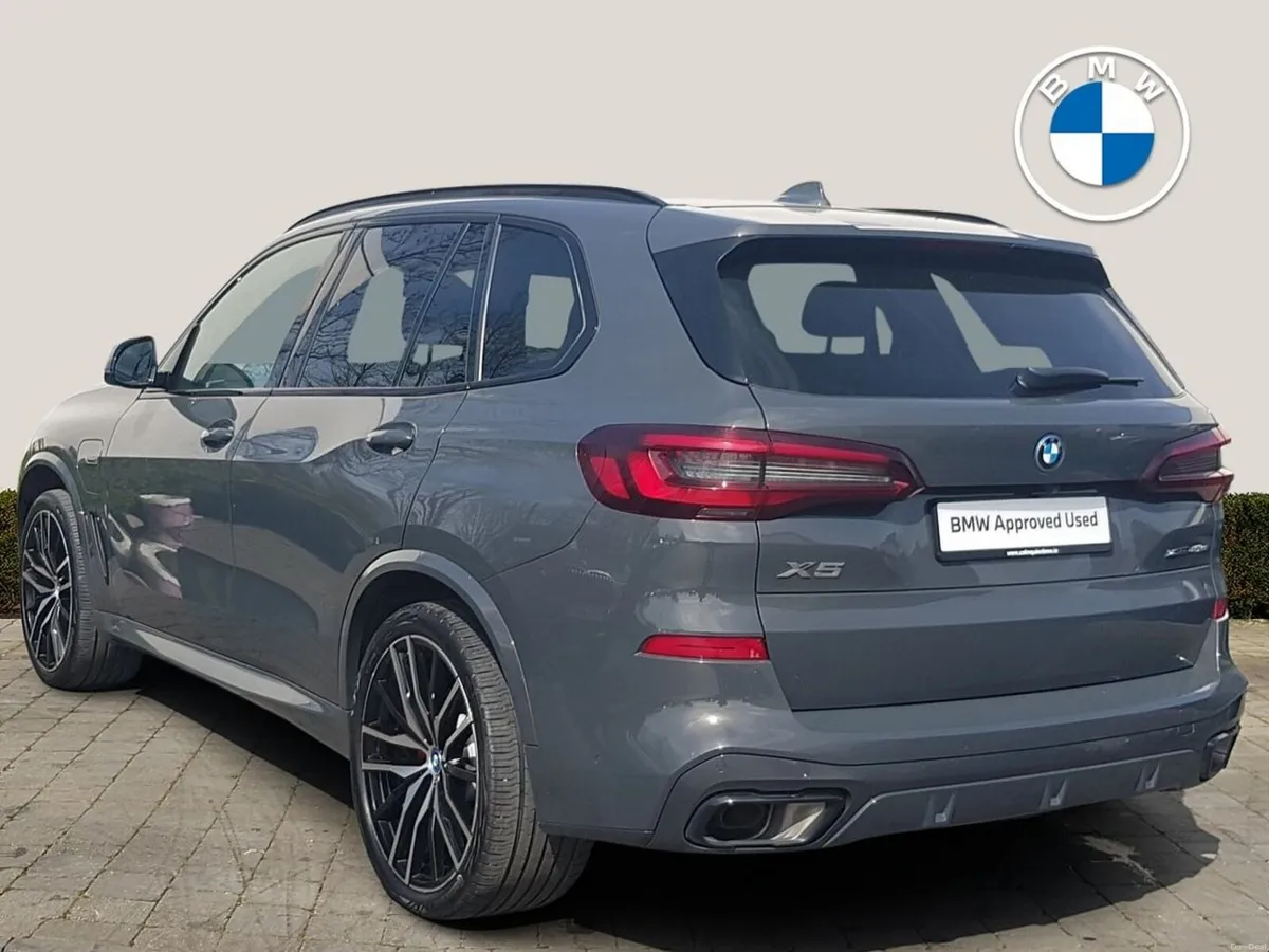 BMW X5 xDrive45e xLine - Image 2