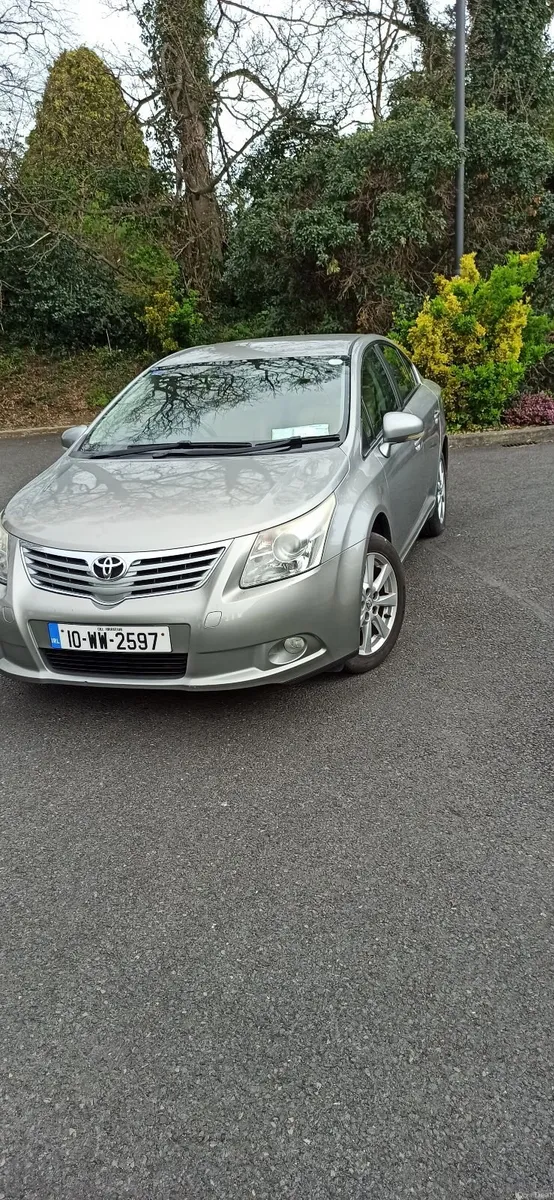 Toyota Avensis 2010 - Image 1