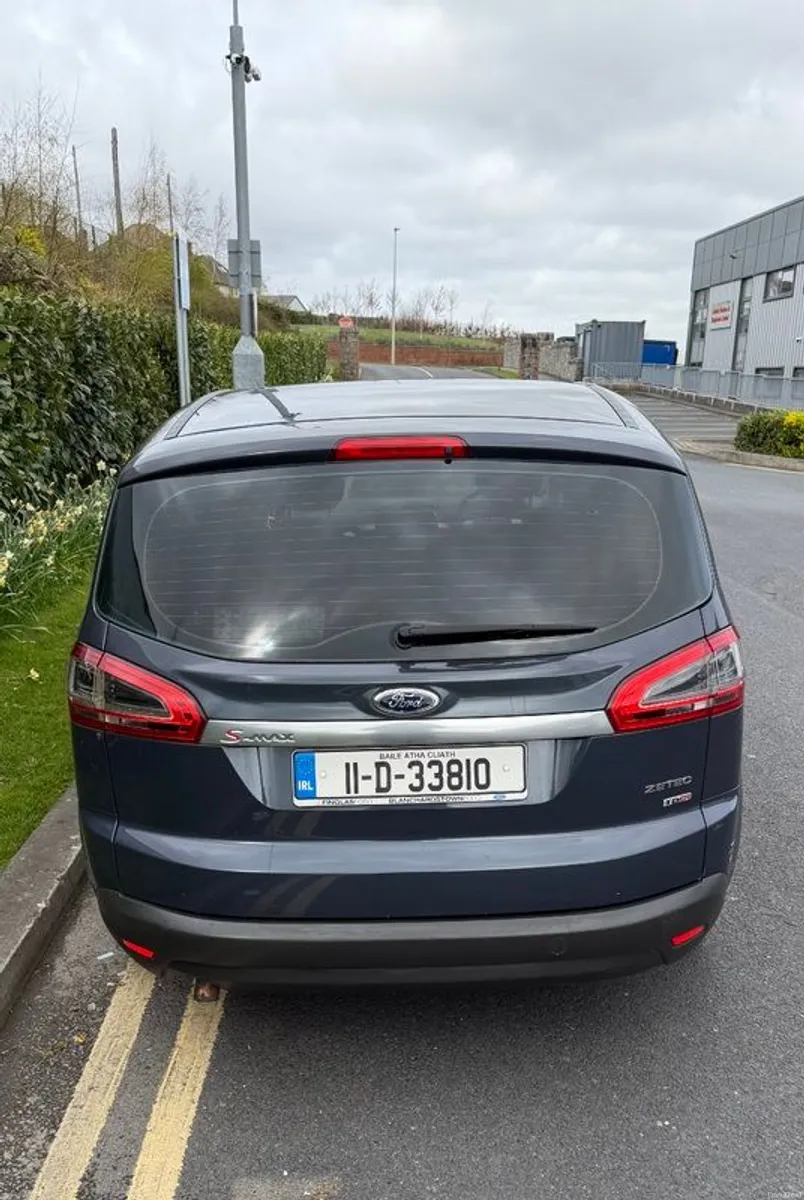 2011 Ford S-Max - Image 4