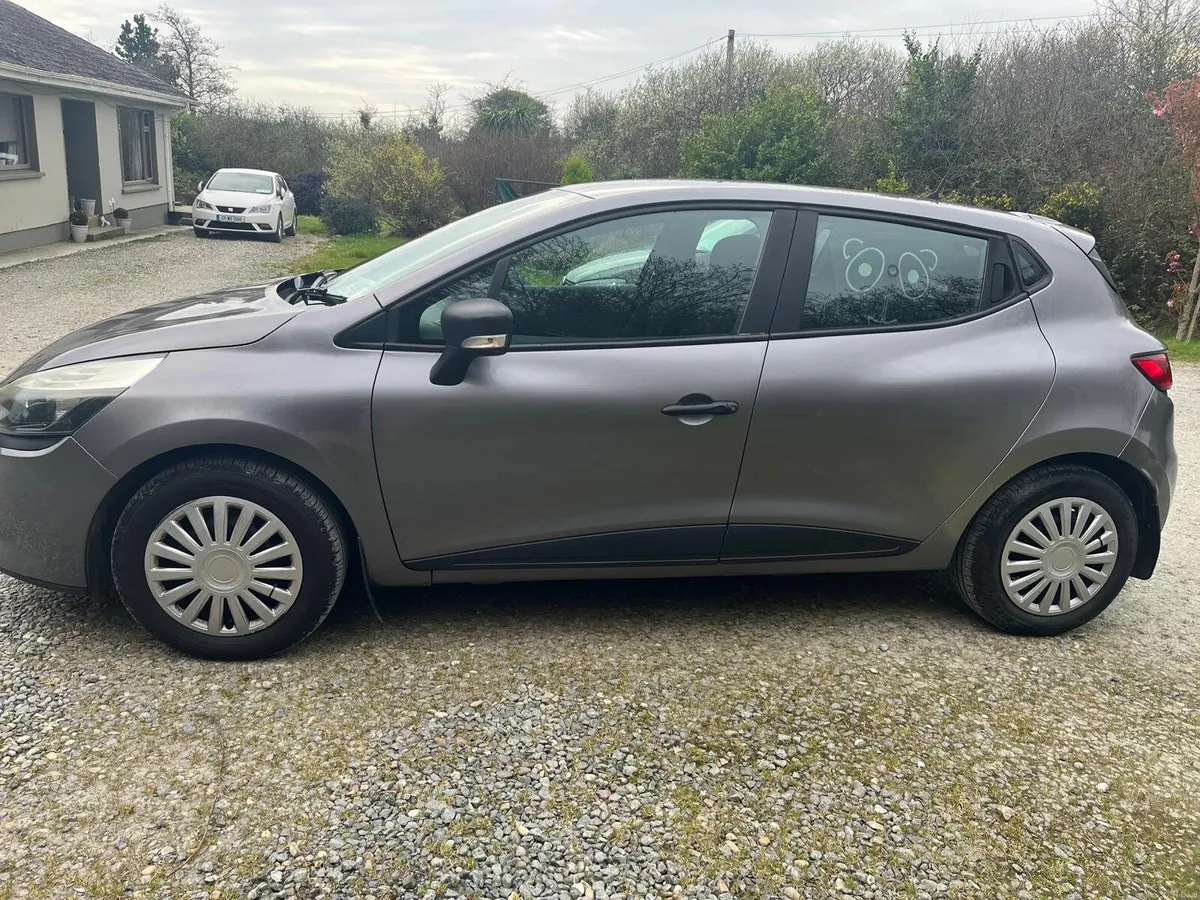 Renault clio - Image 2
