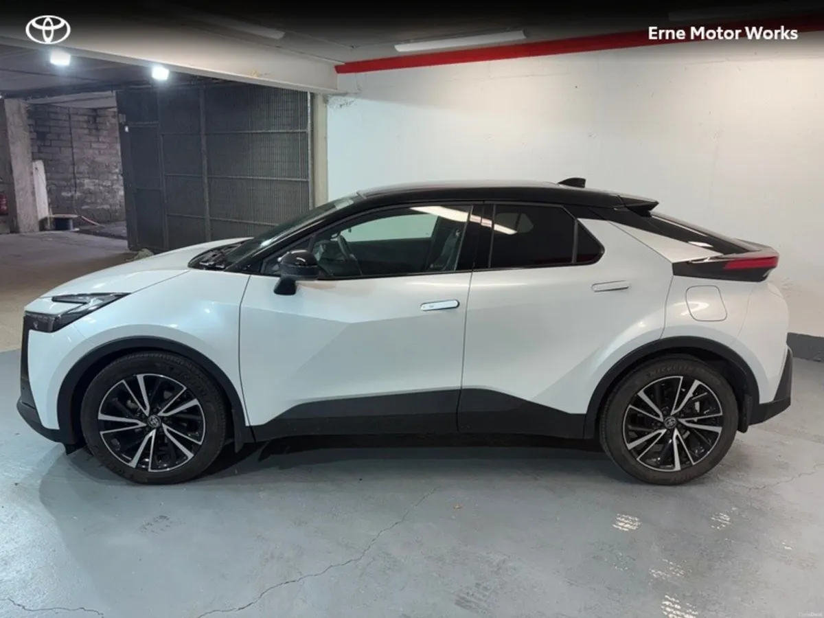 Toyota C-HR C-HR HYBRID SOL - Image 2