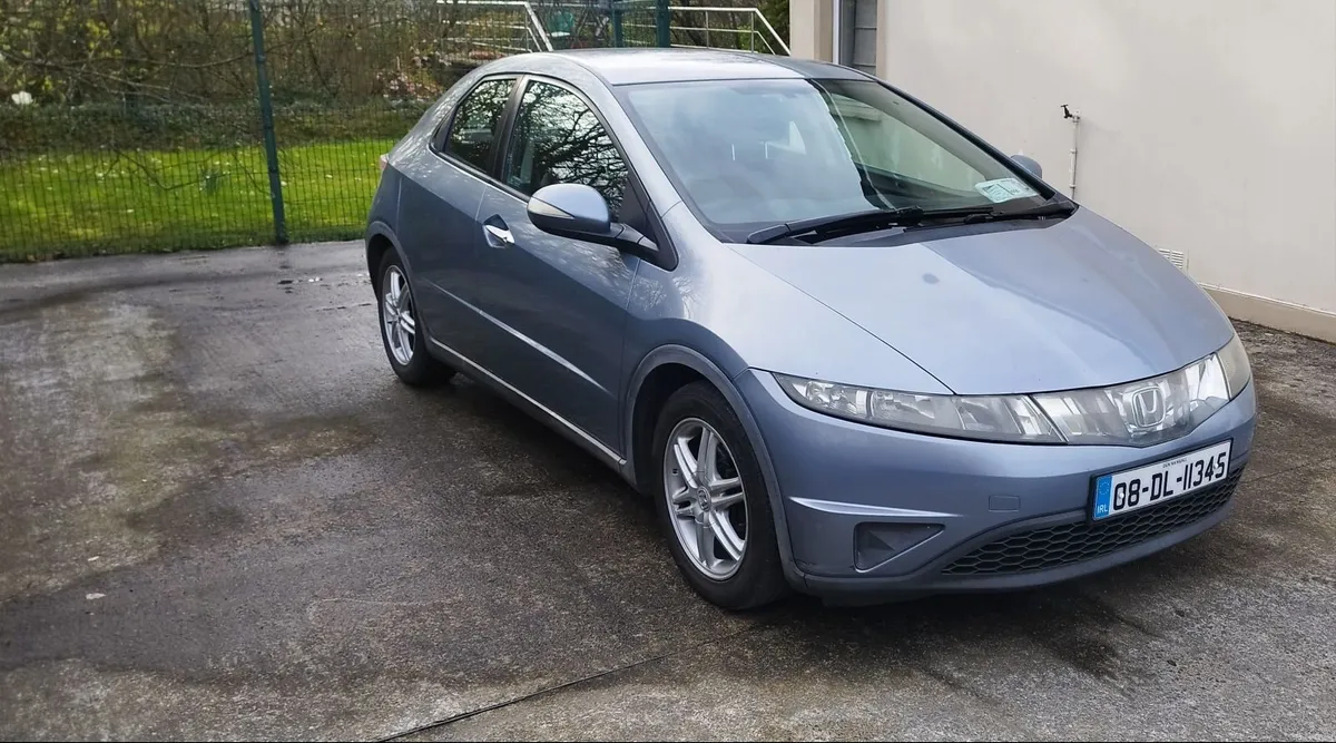 Honda Civic 2008 - Image 1