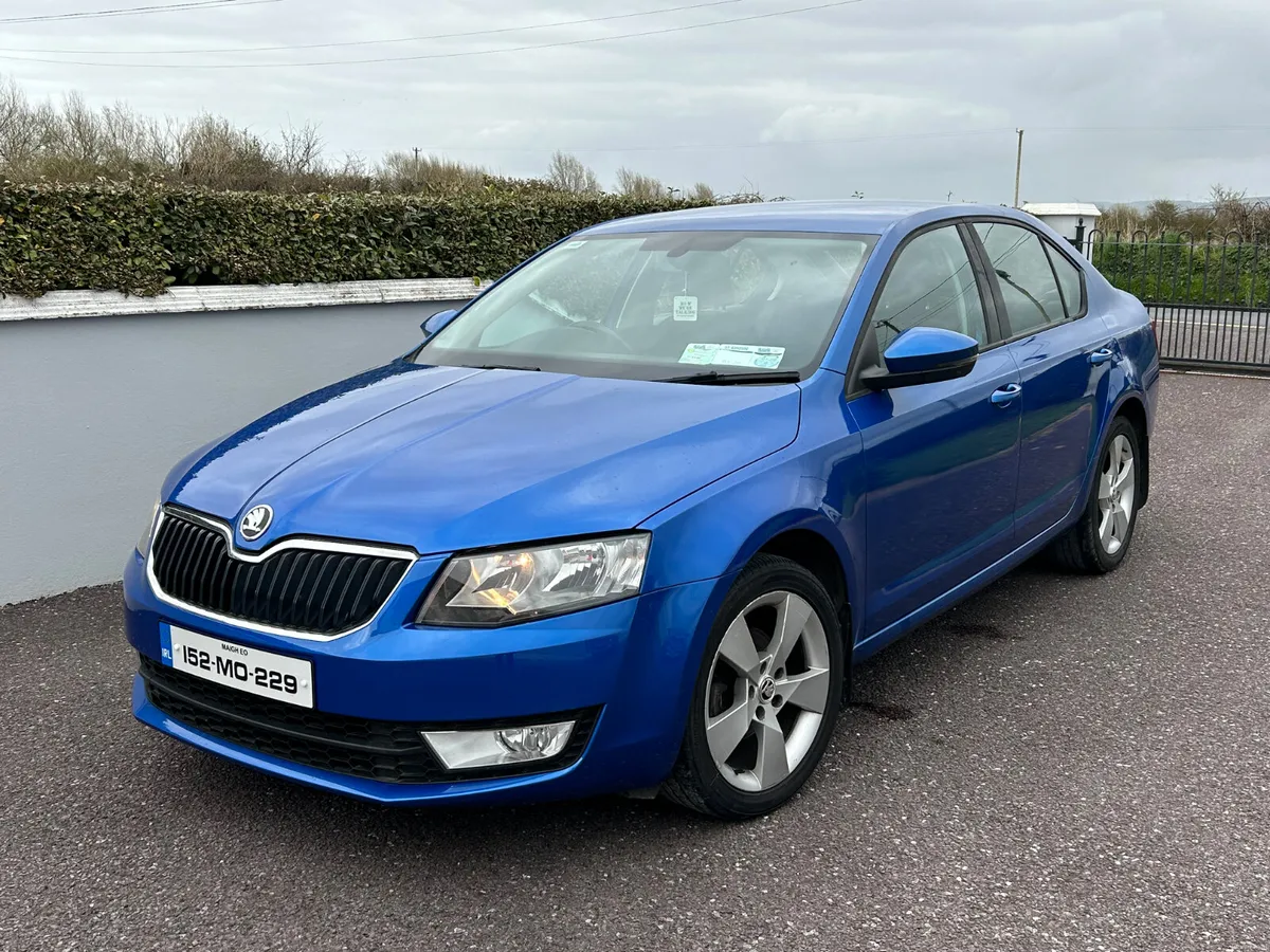 Skoda Octavia 2015 - Image 2