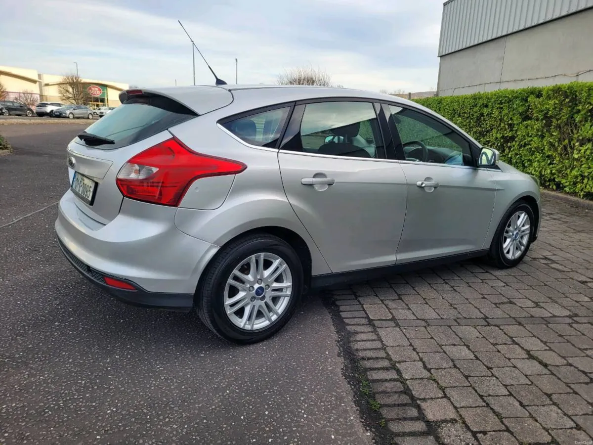 2013 FORD FOCUS TITANIUM NEW NCT/TAXED. - Image 3