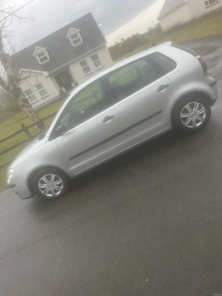 Volkswagen polo 1.2 petrol 2009 December 26 test - Image 3