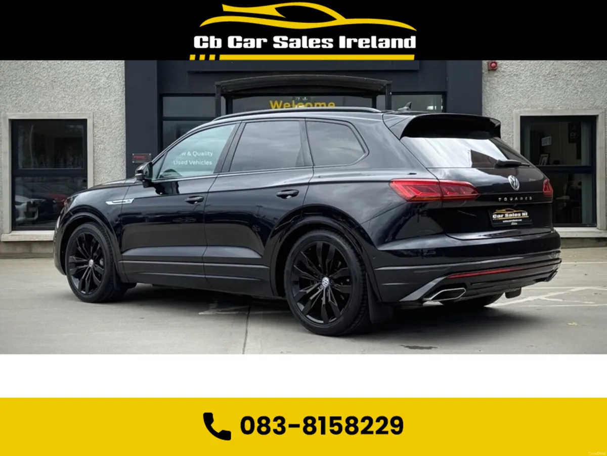 Volkswagen Touareg 3.0 TDI V6 Black Edition SUV 5d - Image 4